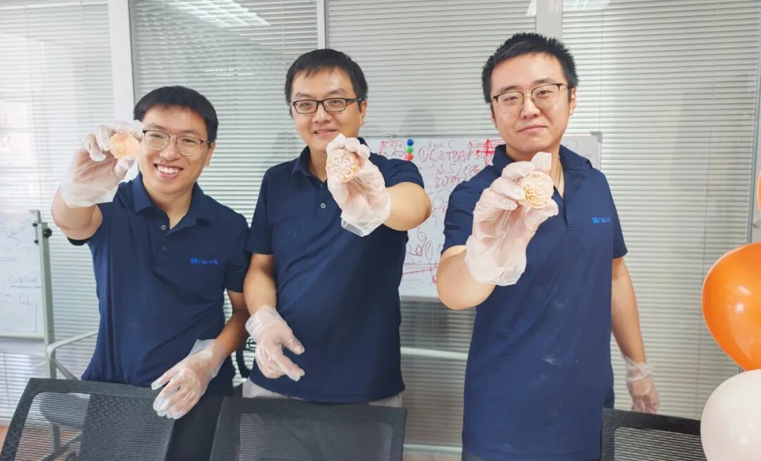 「钛闻软件」中秋限定浪漫，把团圆包进月饼里，每口都是团圆味~(图19)